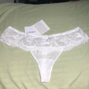 NEW La Perla White Lace Thong